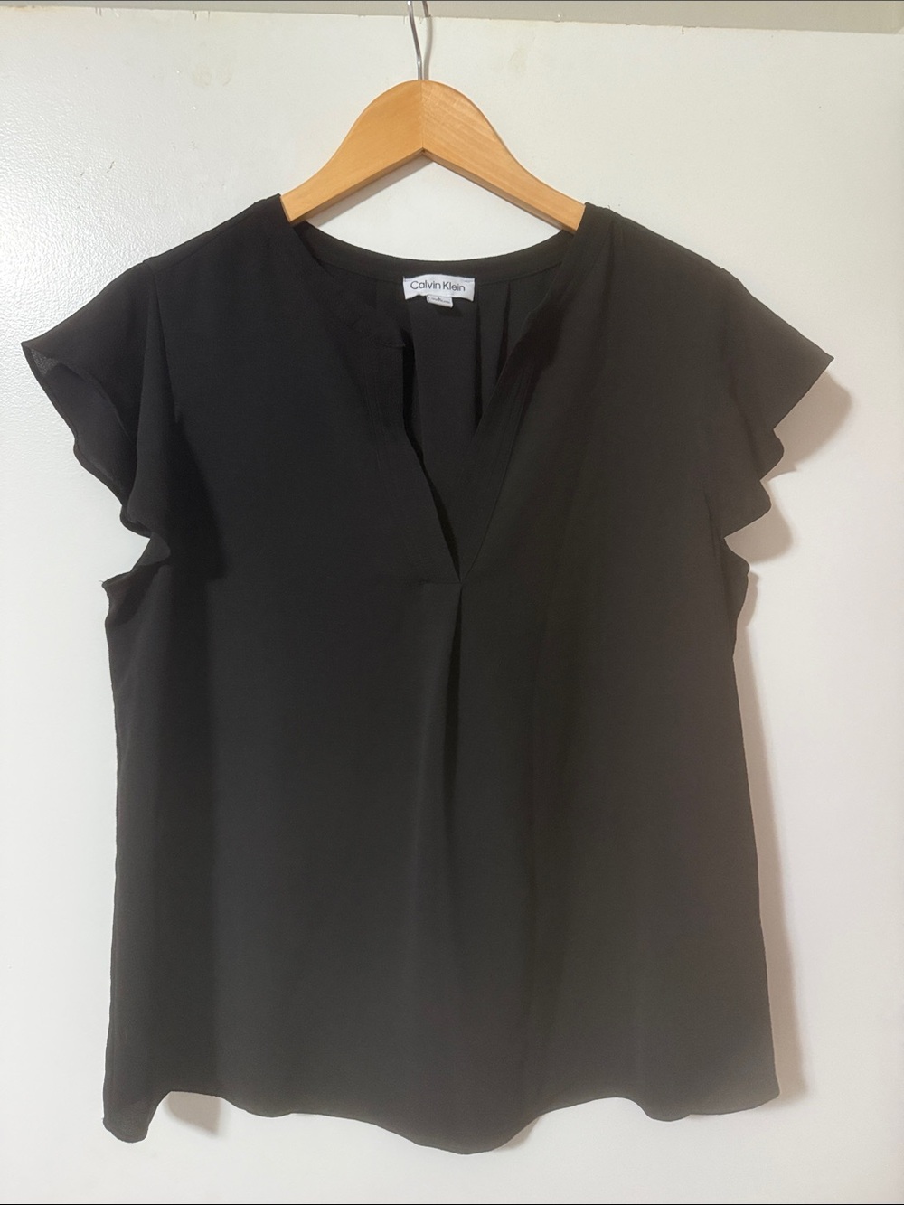 Calvin Klein Black Short Flutter-Sleeve V-Notch Top